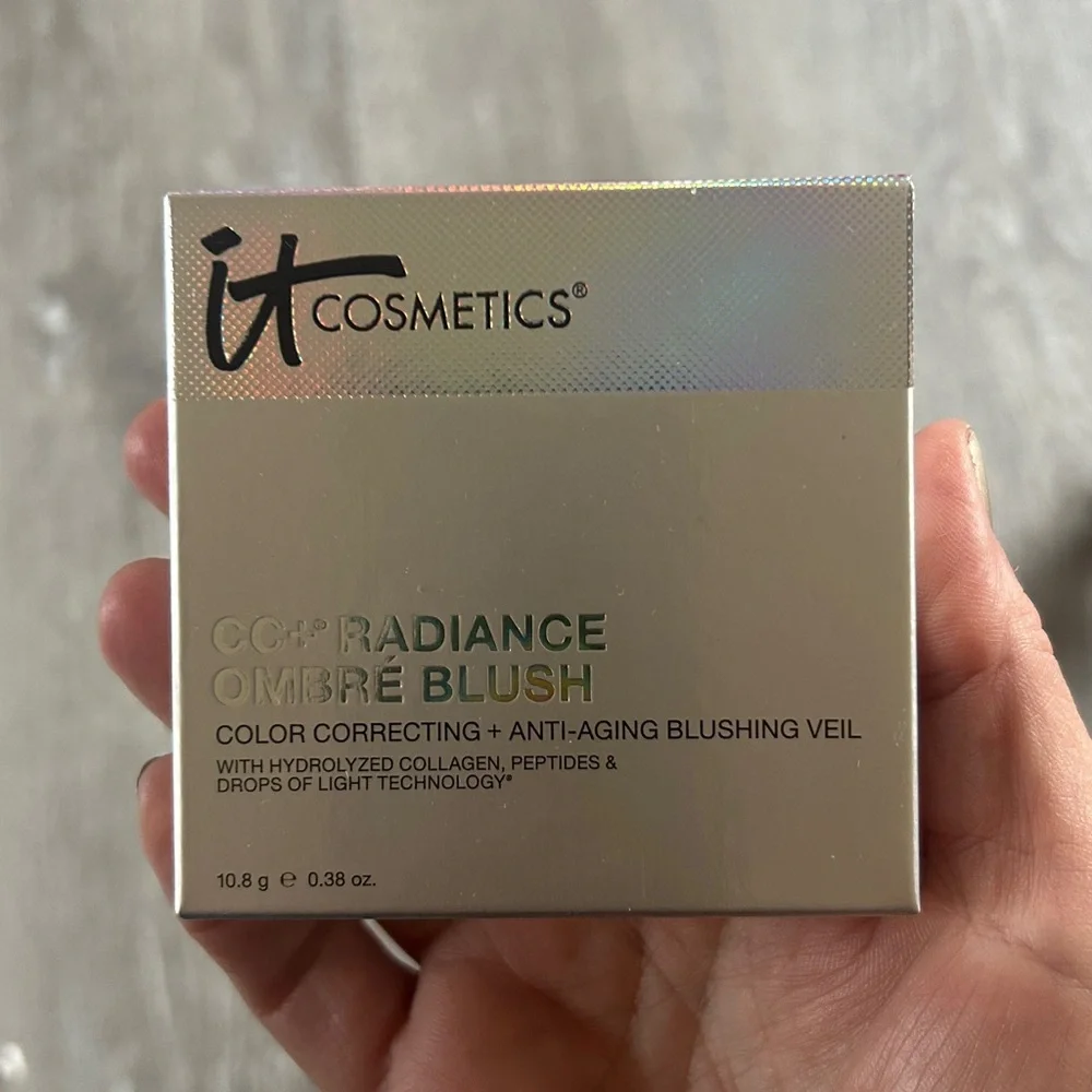 IT Cosmetics CC + Radiance Ombré Blush New in Box!